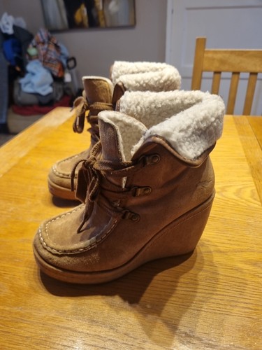 Rocket Dog Suede Tan Lace Up Heel Wedge Ankle Boots UK4 EU37 - Picture 2 of 12