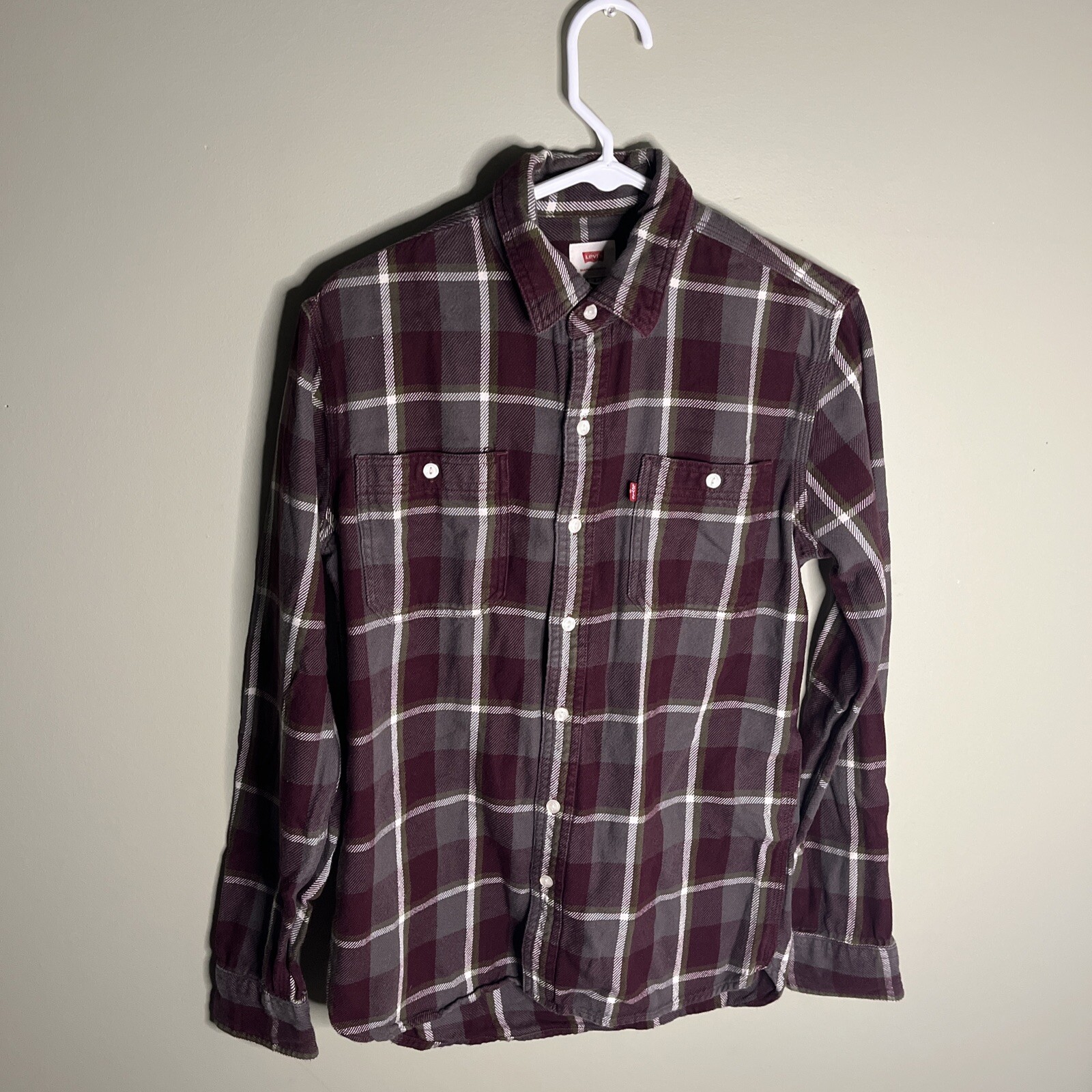 Levis Men's Flannel Long Sleeve Plaid Red Grey White Shirt Small
