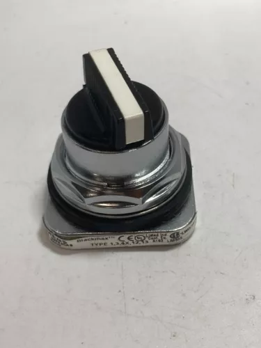 SIEMENS 52SA2CAB SELECTOR SWITCH OPERATOR 3 POSITION MAINTAINED NNB