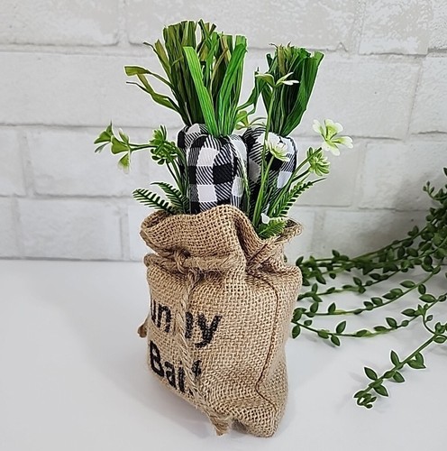 Black White Plaid Carrots Burlap Bag Easter Farmhouse Spring Decor Tier Tray 9" - Picture 5 of 9