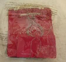 New Sealed Pack of 10 Mary Kay Signature Giftbags with Gift Tags Pink