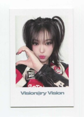 tripleS - Visionary Vision: Performante MAKESTAR 1026 FANSIGN