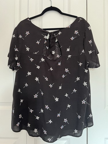 Torrid Abbey Challis Tie Back Blouse Allover Print Pinwheel Women's Plus Size 1 - Picture 12 of 17