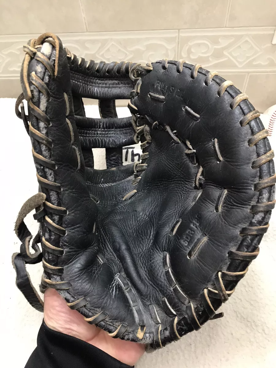 Nike sales softball mitt