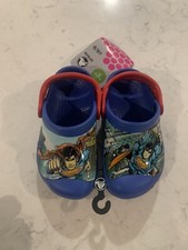 crocs children clog boys size C8/9 sea blue red NWT