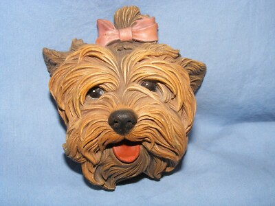 Bossons Yorkshire Terrier Hund rosa Band Kreide Wandbehang