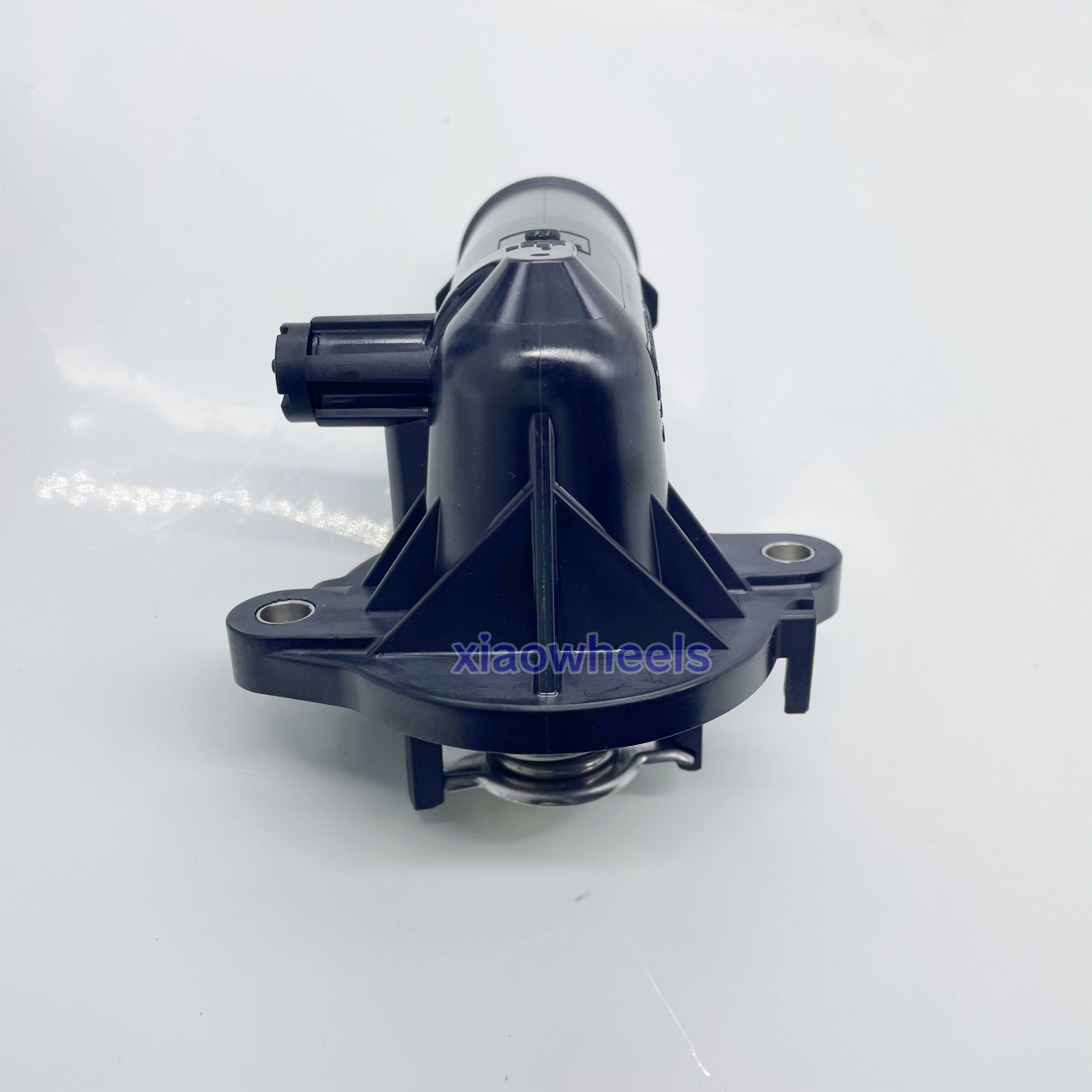 330424  1pc Thermostat for Maserati Ghibli Levante Quattroporte Gasoline Cars