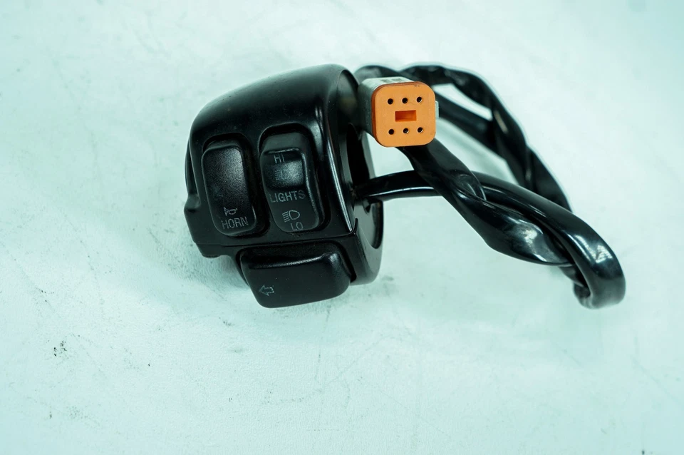 04 Harley Dyna Super Glide Left Horn Headlight Turn Signal Switches Control 1404 - Image 3 of 4