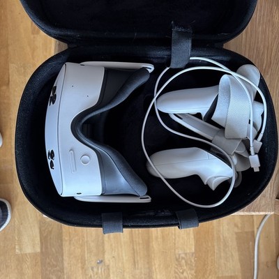 Meta Quest 3S 128 GB   Top Zustand - Mit Schutzcase
