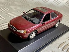 1/43 Minichamps Ford Mondeo 4-Door Saloon '97 Red Mini Car