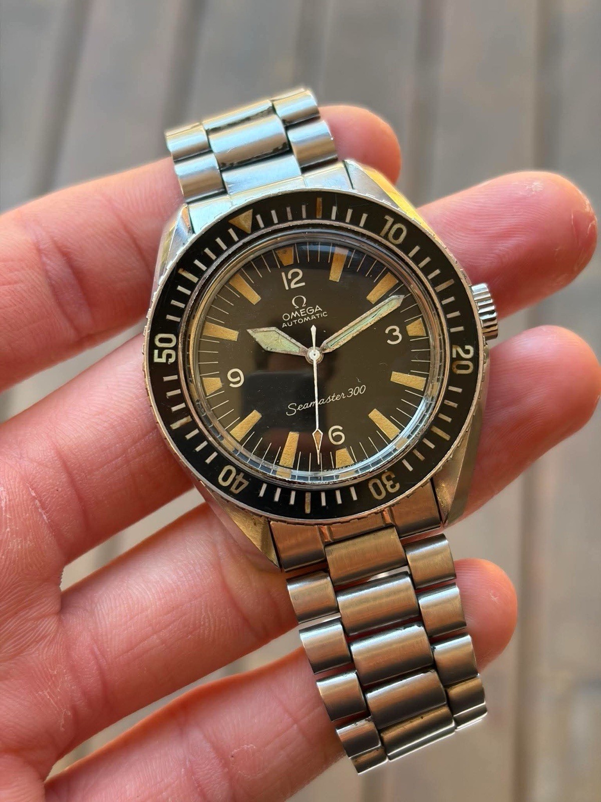 OMEGA Seamaster 300 Unidirectional Rotating Bezel