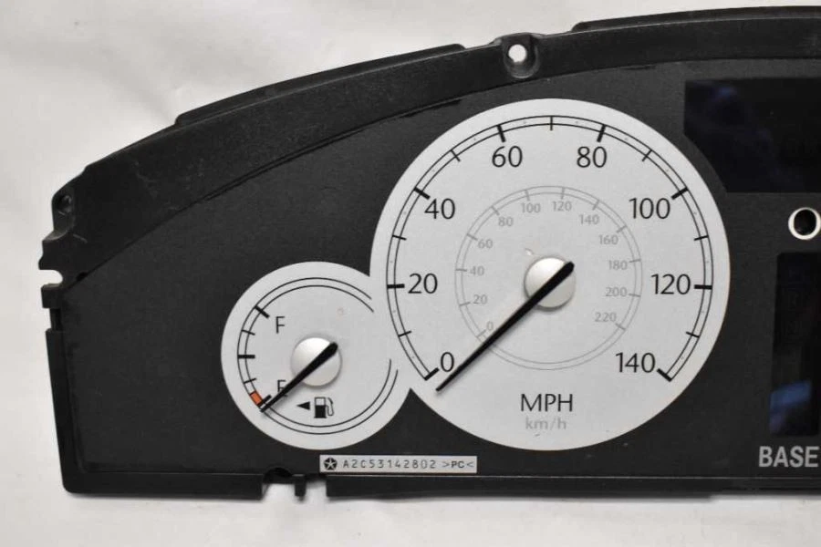 OEM 5172056AE Speedometer Cluster 140 MPH Without Information Center 2007 300 - Image 2 of 4