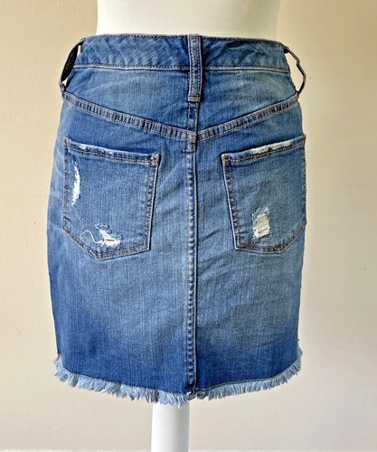 Women’s Denim Mini Skirt Size 8 - Picture 4 of 4