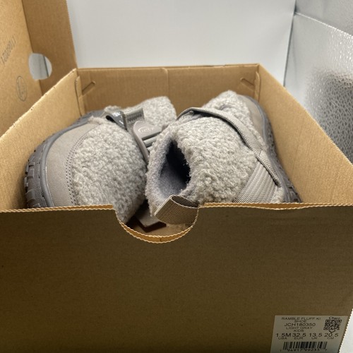 Chaco Ramble Fluff Sz 1.5M Big Kids Boys Girls Booties Light Gray JCH180350 - Picture 2 of 9