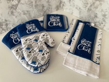 6 Pieces - Kitchen Set Dish Hand Towels Pot Holders and Oven Mitts - New