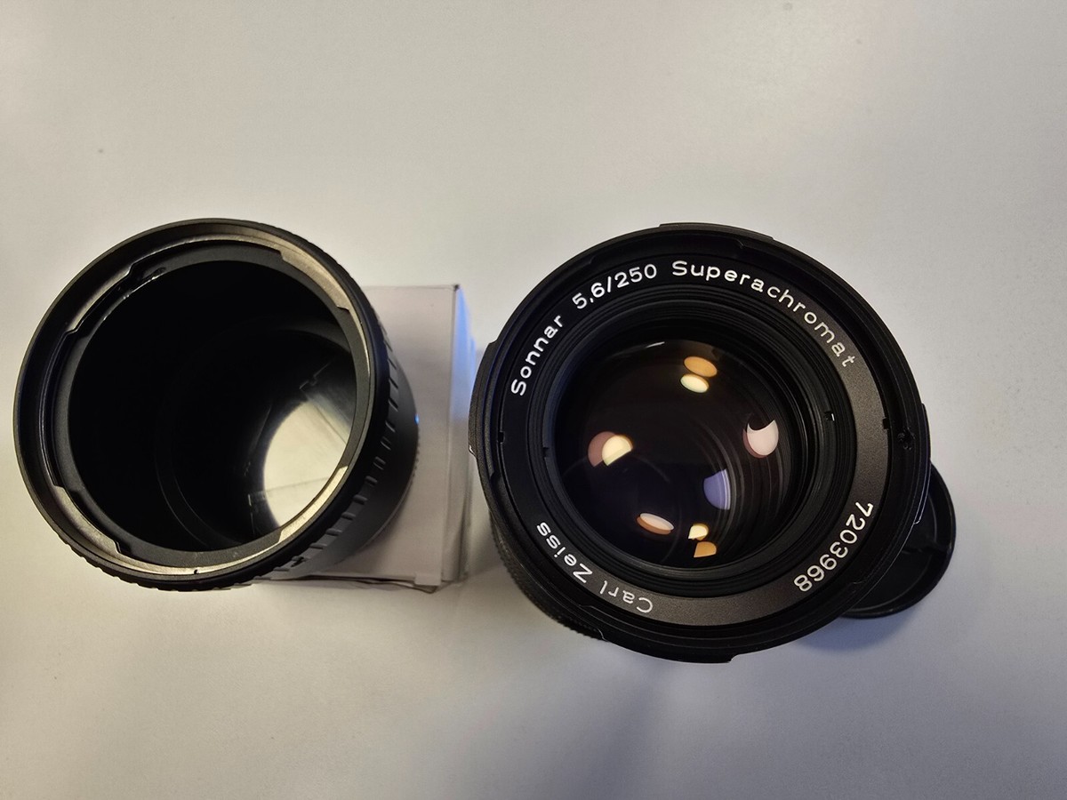 Hasselblad CF Sonnar 250mm f/5.6 Superachromat + HB-GFX adapter