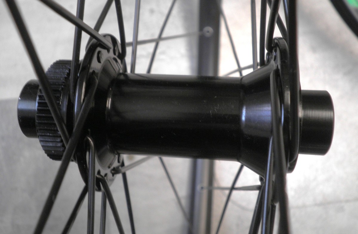 PAIR STANS RAPID 25 ZTR NO TUBE 27.5