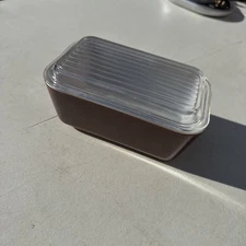 Pyrex 0502 Brown Ovenware Refrigerator Dish Vntg with 502-C Ribbed Lid, 1.5 Pint