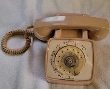 Vintage GTE Automatic Electric Rotary Telephone - Pre-owned 