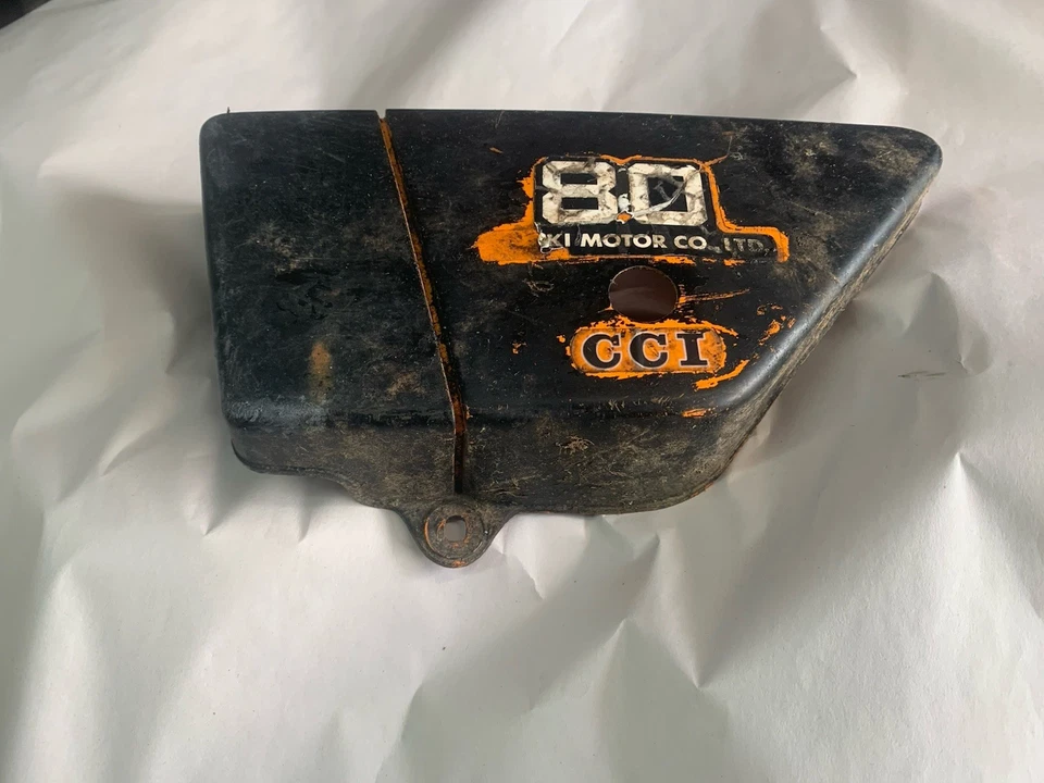 Suzuki DS80 1978 1979 PAINEL DE TAMPA LATERAL ESQUERDO 47211-46400-05M S34 - Imagem 2 de 4