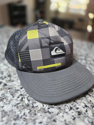 Quiksilver Authentic Snapback Trucker Hat Adjustable Cap Black Gray Yellow