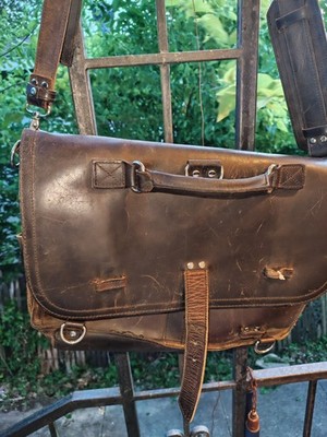 Leather Messenger Bag Read