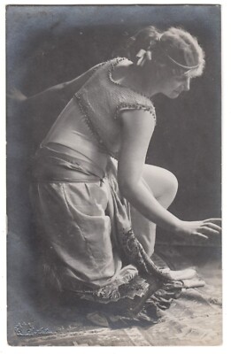 2) Frau b.Ausdruckstanz ? Oriental Style Girl Dance Foto Grainer Traunstein~1915