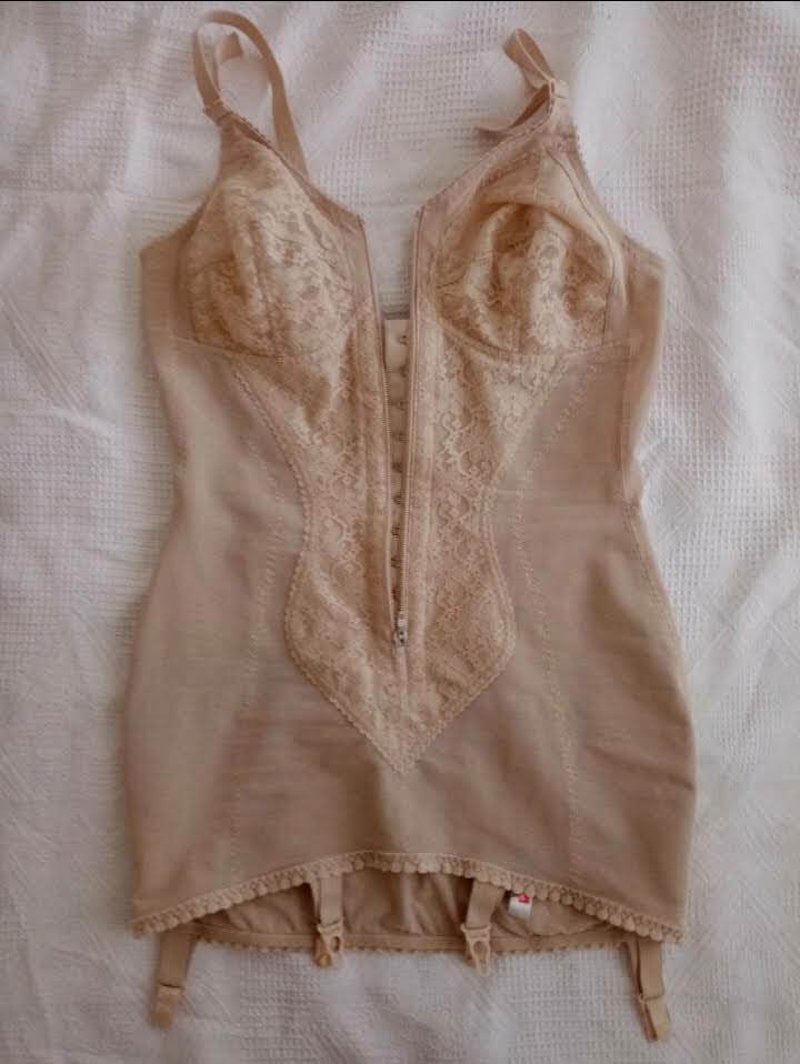 superbe combine gaine 4 JARRETELLES TRIUMPH NEUF Taille 100 REF 1462 eBay