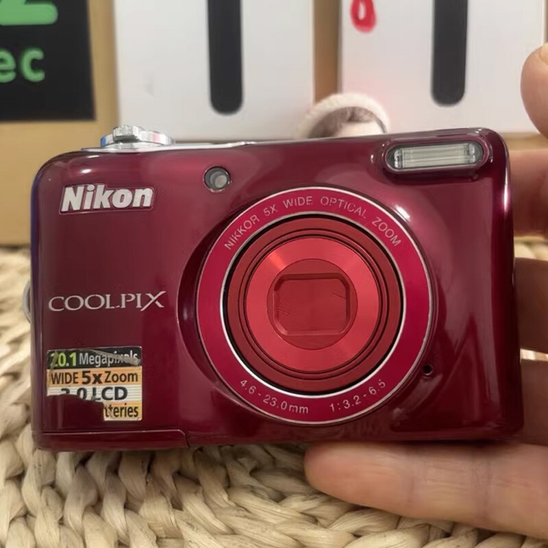 Nikon coolpix L30 （良品） nikon_coolpix_L30_20MP_CCD_dig