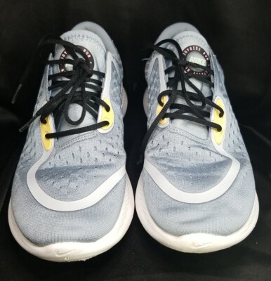 nike running shoes foam balls