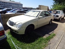 Mercedes-Benz E-Klasse 200CDI W211 Limousine EURO 4/ Top gepflegt/ Motorschaden