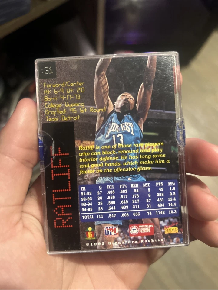 1995 Signature Rookies Prime Auto #'d /3000 Theo Ratliff #31 Rookie RC Sealed - Image 2 of 2