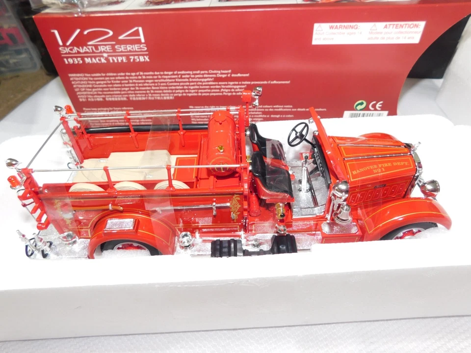 Camión de bomberos Road Signature 1935 MACK Type-75BX Hanover escala 1:24 diecast NUEVO Foto 4 de 4