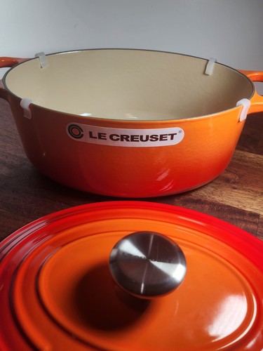 Le Creuset Signature Oval Dutch Oven Gusseisen 5 Quart Topf Flamme Neu im Karton - Bild 6 von 10