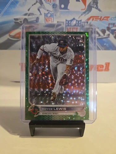 2022 Topps Update Series - Green Foil #US105 Royce Lewis /499 (RC)