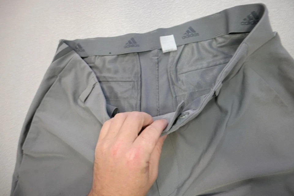 阿迪达斯高尔夫短裤运动弹力灰色性能平底 10 英寸 INS 男式 34 码 — 第 4/4 张图片