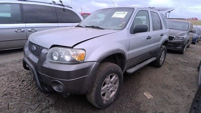 Driver Left Rear Knuckle/Stub Disc 4WD Fits 05-07 ESCAPE 32857053
