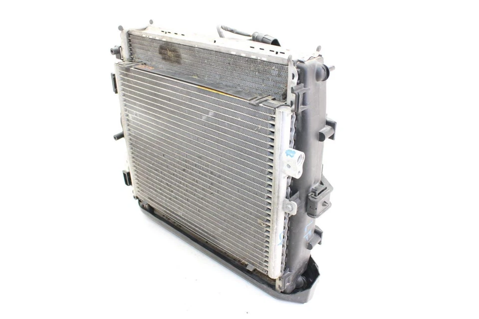 Driver Left Side Radiator and Condenser Fits 06-12 PORSCHE CAYMAN - Image 4 of 4