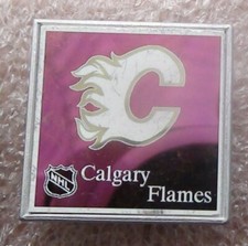 Very beautiful mirror pin NHL Calgary Flames