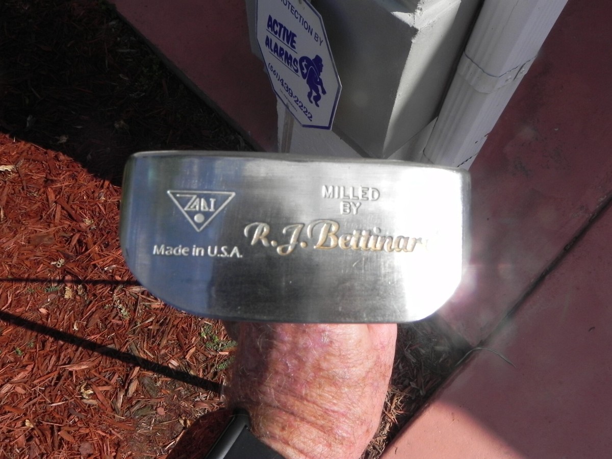 MILLED BY R.J. BETTINARDI 360 M TOUR SLANT Putter 33 in. R/H
