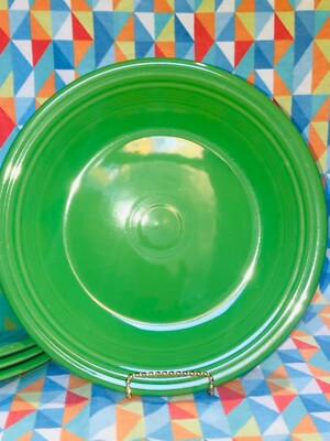 NEW FIESTAWARE SHAMROCK GREEN (retired) DINNER PLATE FIESTA
