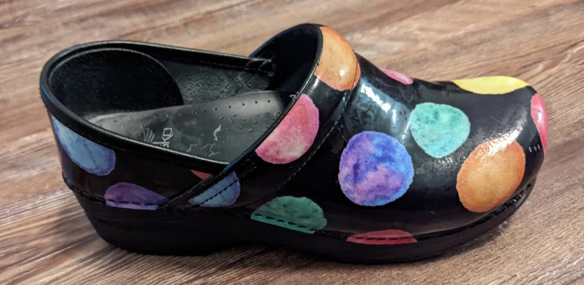 Dansko Professional Planet Clogs womens black patent leather EU 37