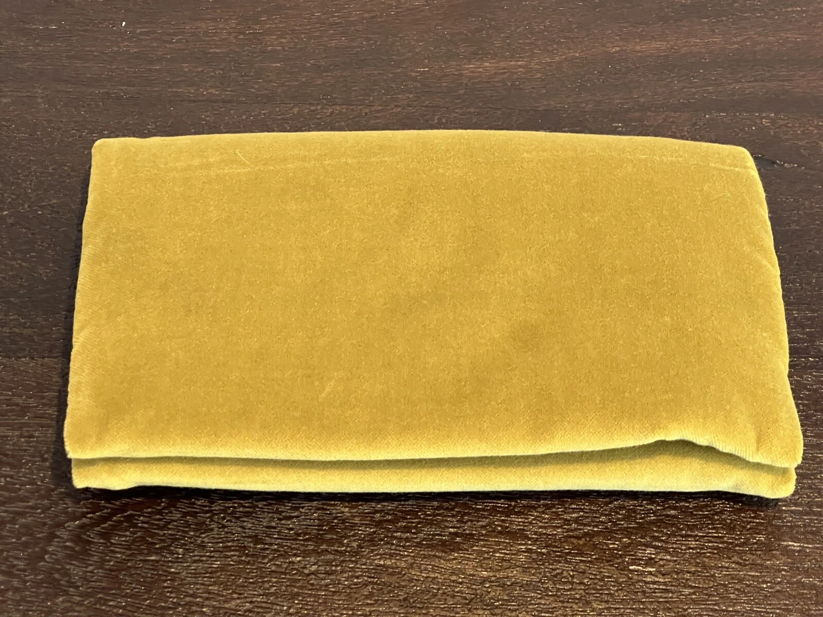 Lunettes de soleil Gucci édition limitée velours jaune XL étui pour lunettes de soleil pochette + bonus