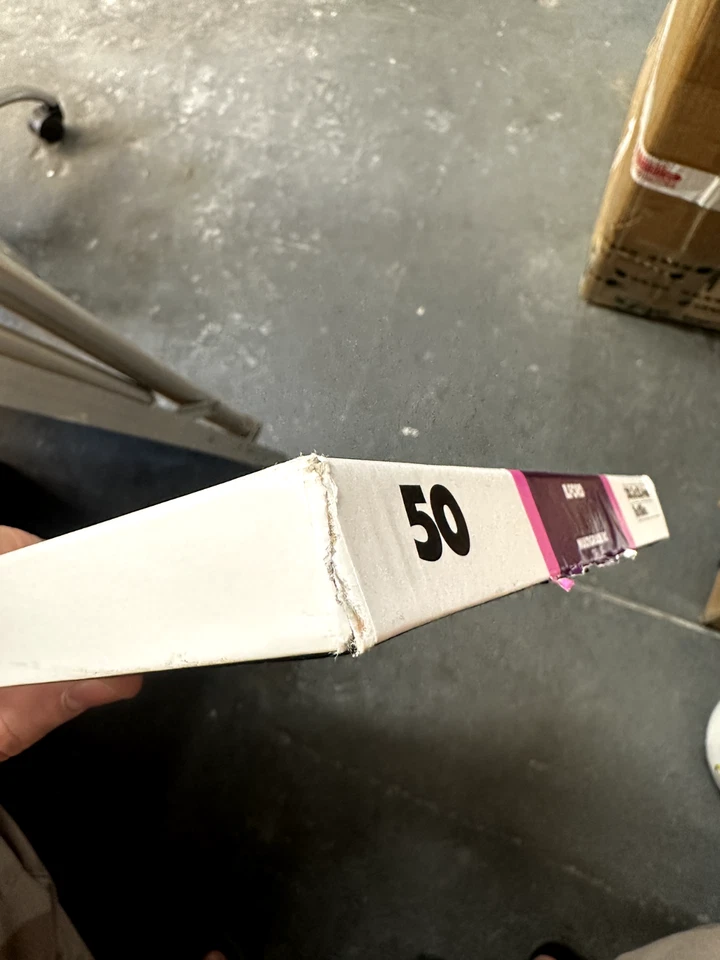 Ilford Multigrado V RC Deluxe Brillante 8x10 50 Hojas NUEVA CAJA UN POCO DAÑADA Foto 2 de 3