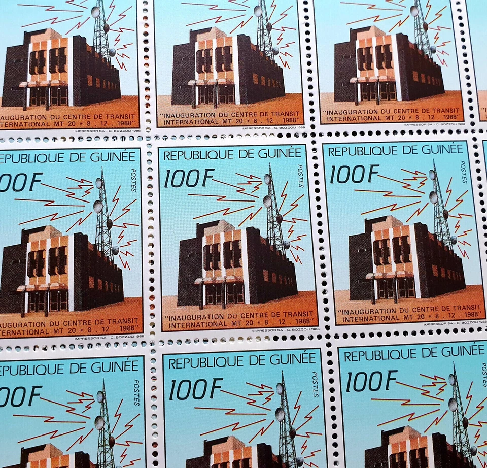 Guinea 1988 - Architecture - MNH - 75 Stamps 3 Sheets 25 Sets - SC $63.75+ - Image 3 of 4