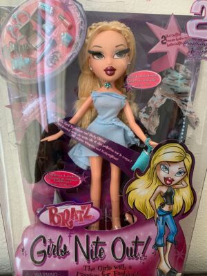 Bratz Girlz Girls Nite Out Cloe Doll Blonde Hair Eyelashes 20 Years New  Rare