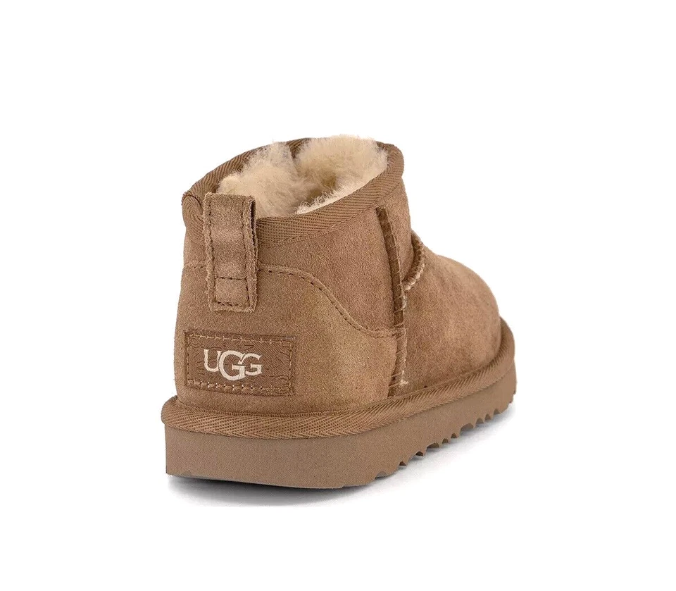 NUEVO EN CAJA Auténticas UGG 1130750K Niños Clásicas Ultra Mini Botas Castaño EE. UU. 3 4 5 6 Foto 4 de 4
