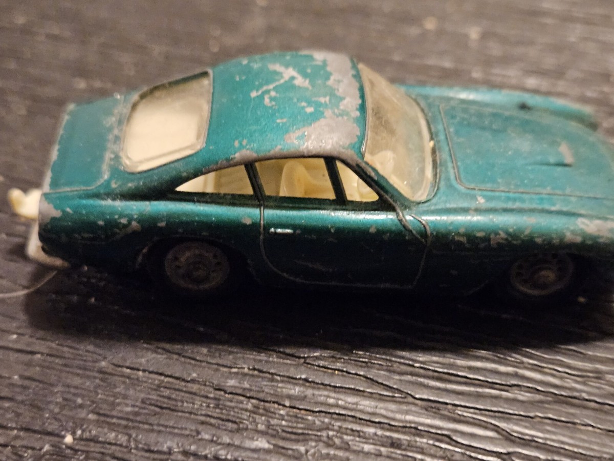 ミニカー MATCHBOX No.75 Ferrari Berlinetta Lesney Matchbox Series No. 75 Ferrari Berlinetta Made in