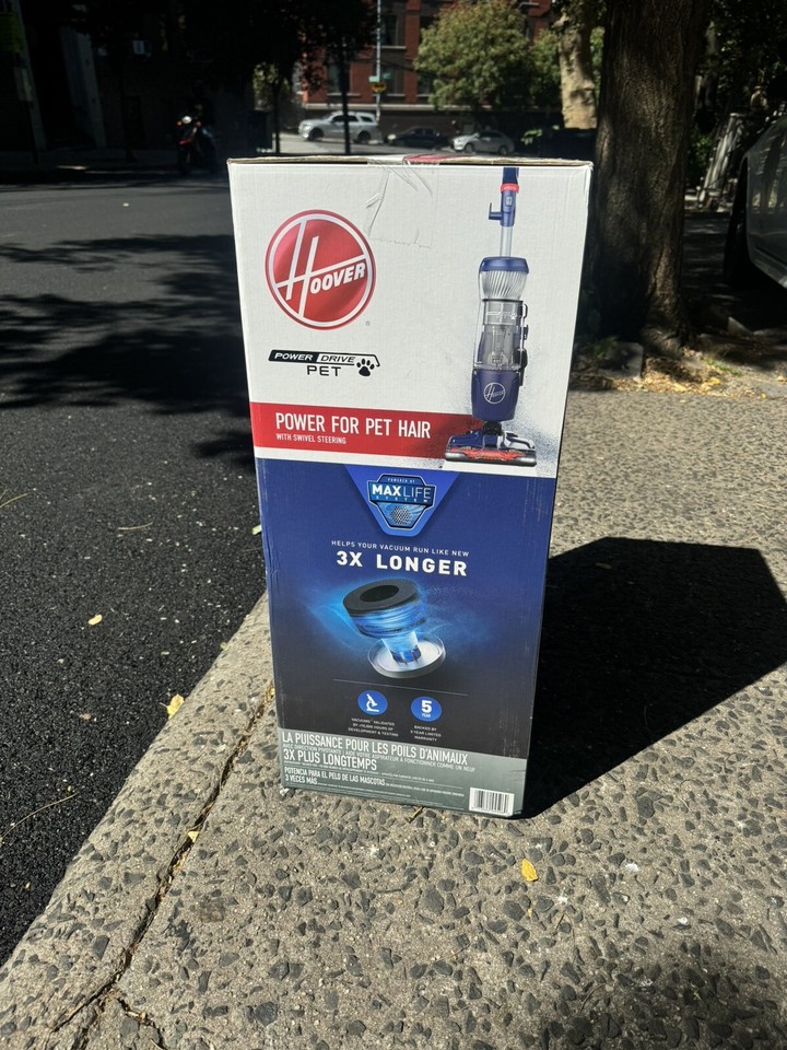 Hoover Power Drive Bagless Multi Floor Upright Vacuum Cleaner UH74210M