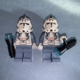 LEGO Star Wars Ep 3 (7259) (6205) (7146): Figures V-wing Pilot, Astromech Droid